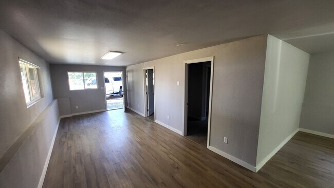 Building Photo - 2459 NE Burks Ct