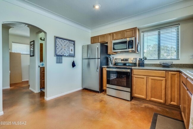 Building Photo - 40 N Bella Vista Dr