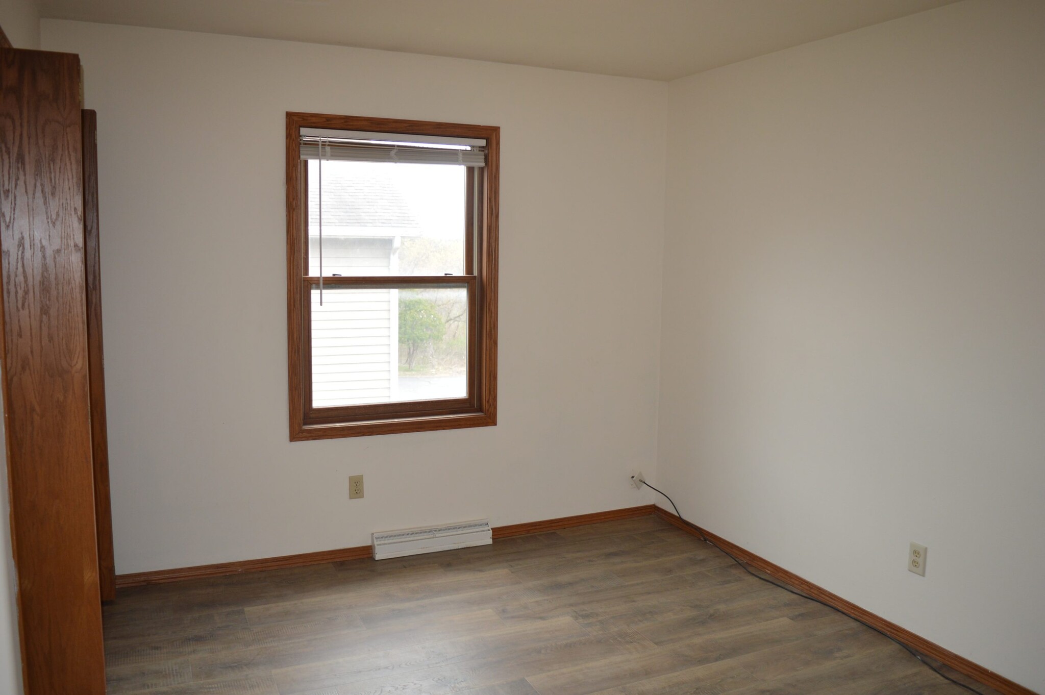 Building Photo - 2289 S Thompson Dr