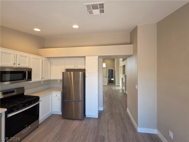 Building Photo - 626 Palmwood Ln