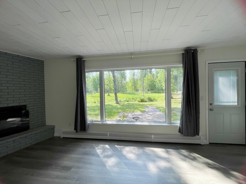Wildlife view!! - 5223 Birchmont Dr NE
