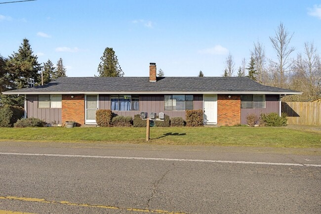 Building Photo - 421-423 Toliver Rd