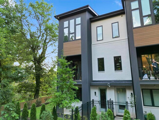 Building Photo - 2347 Hosea L Williams Dr NE