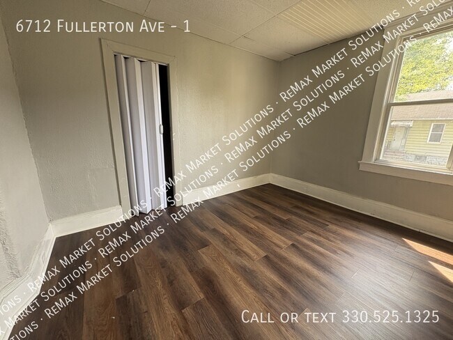 Building Photo - 6712 Fullerton Ave