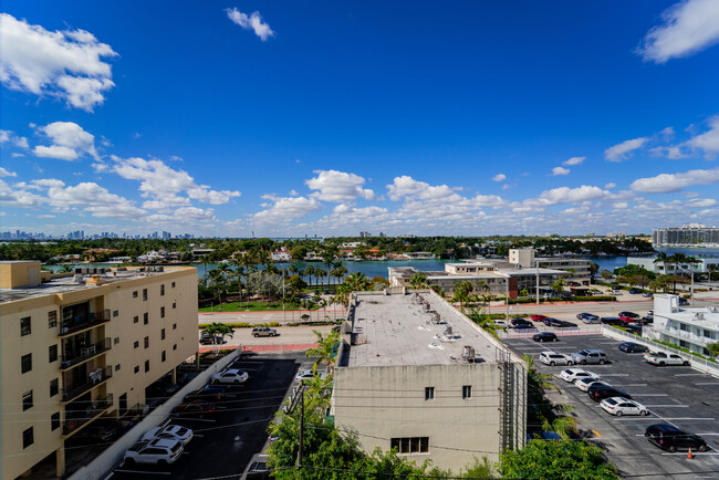 Building Photo - 6450 Collins Ave