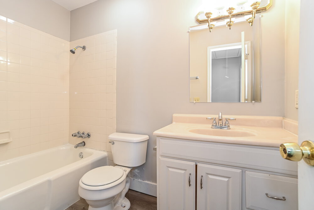 Building Photo - 717 Goose Creek Dr