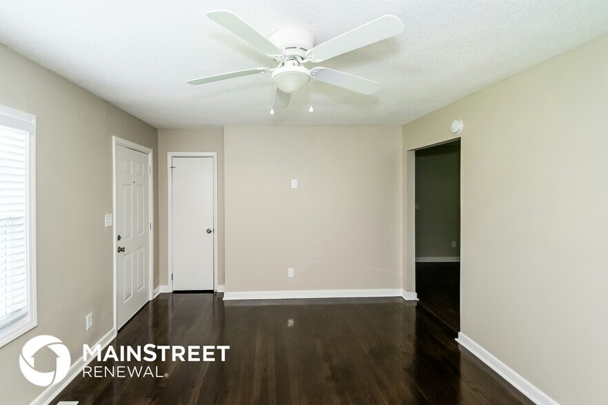 Building Photo - 1809 Doman Cir