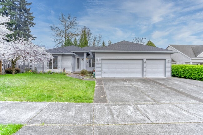 Building Photo - 374 NE 49th Ave