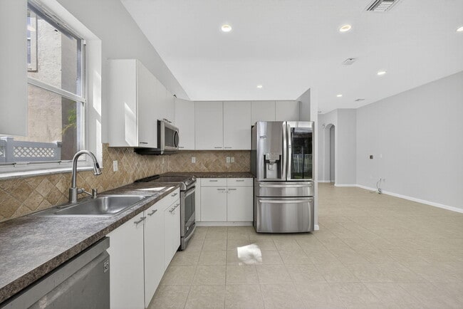 Building Photo - 1475 Running Oak Ln