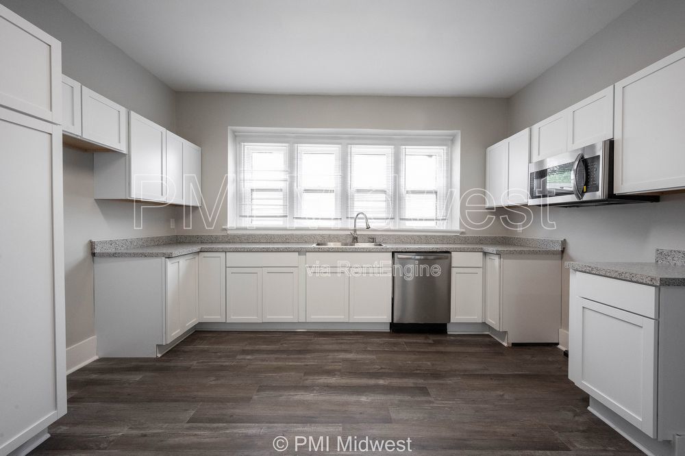 Building Photo - 538 W 29th St