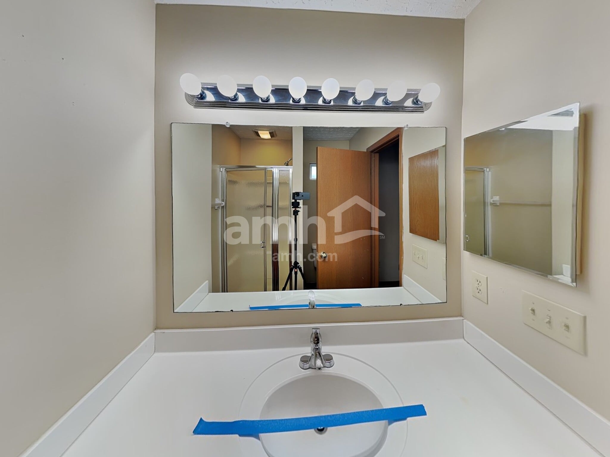 Building Photo - 6380 Kelsey Ct