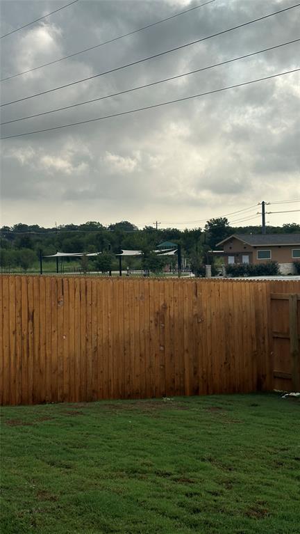 Building Photo - 204 Inks Ln