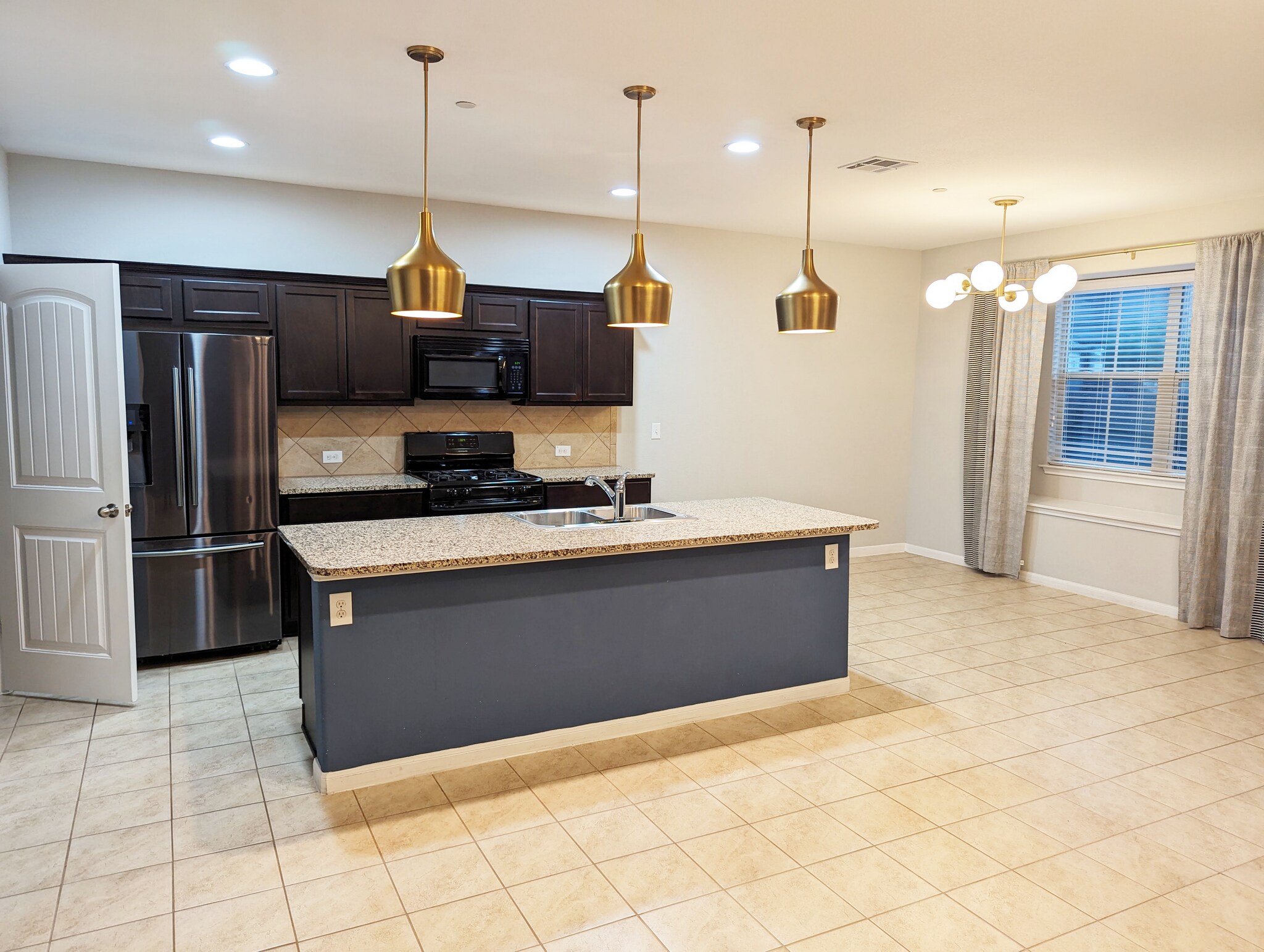 Kitchen and Dining - 2880 Donnell Dr