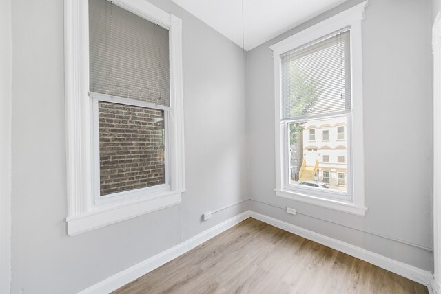 Building Photo - 1626 N Honore St