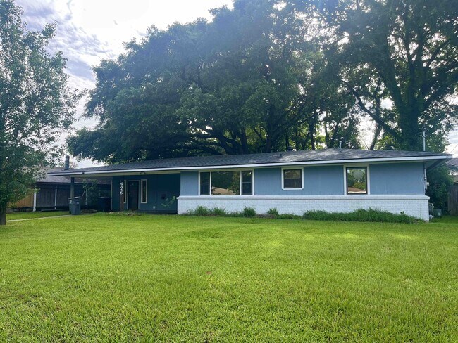 Primary Photo - 4345 Bea Dr