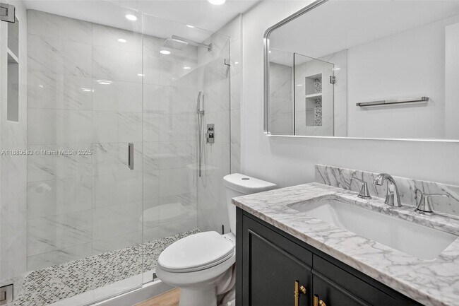 Building Photo - 3001 S Ocean Dr