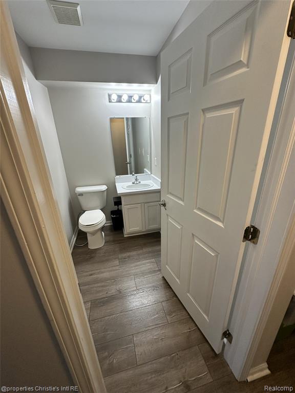 Building Photo - 2456 Woodward Ave