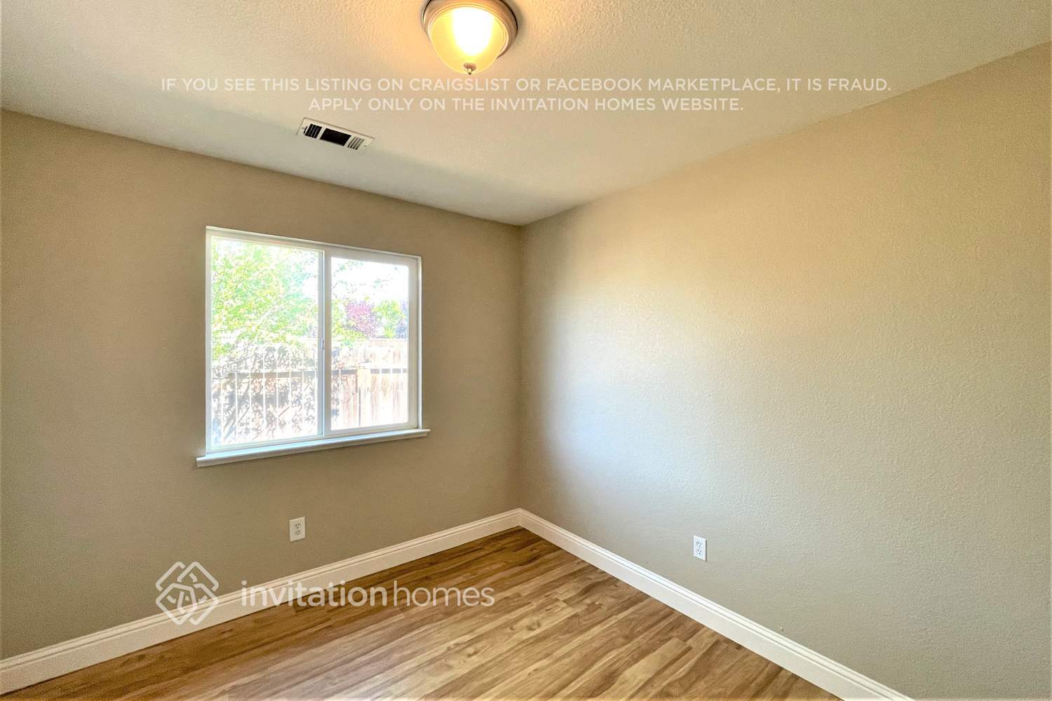 Building Photo - 1006 Breakers Ct
