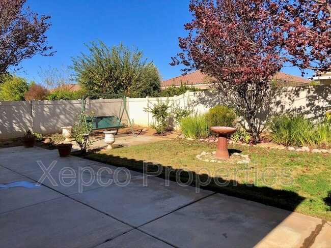 Building Photo - 1170 Wisteria Way