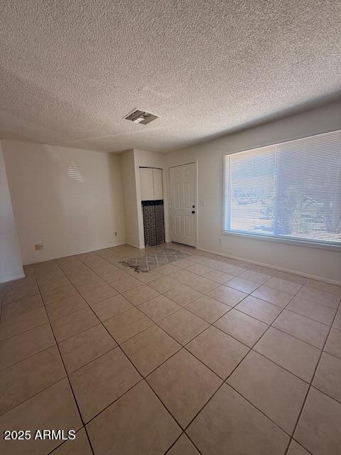 Building Photo - 1131 W Ross Ave