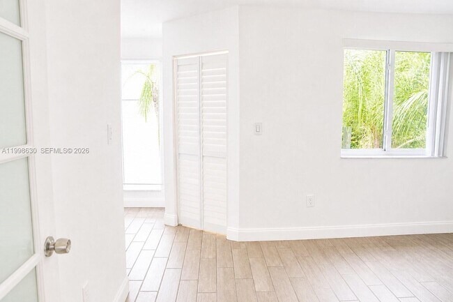 Building Photo - 8695 NW 6th Ln
