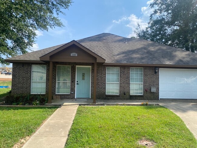 Building Photo - 116 Westpark St