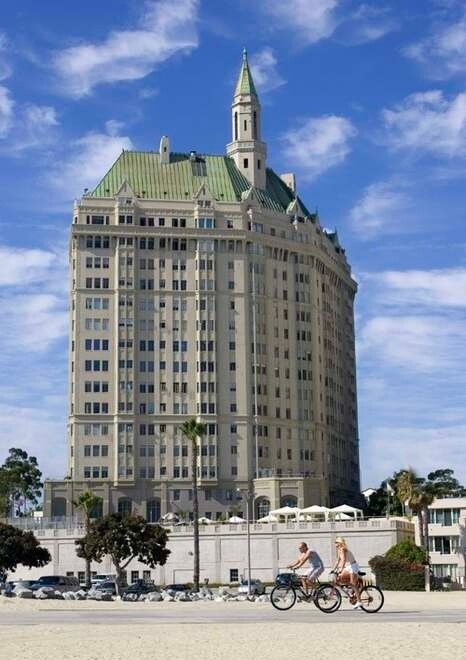 Building Photo - 800 E Ocean Blvd