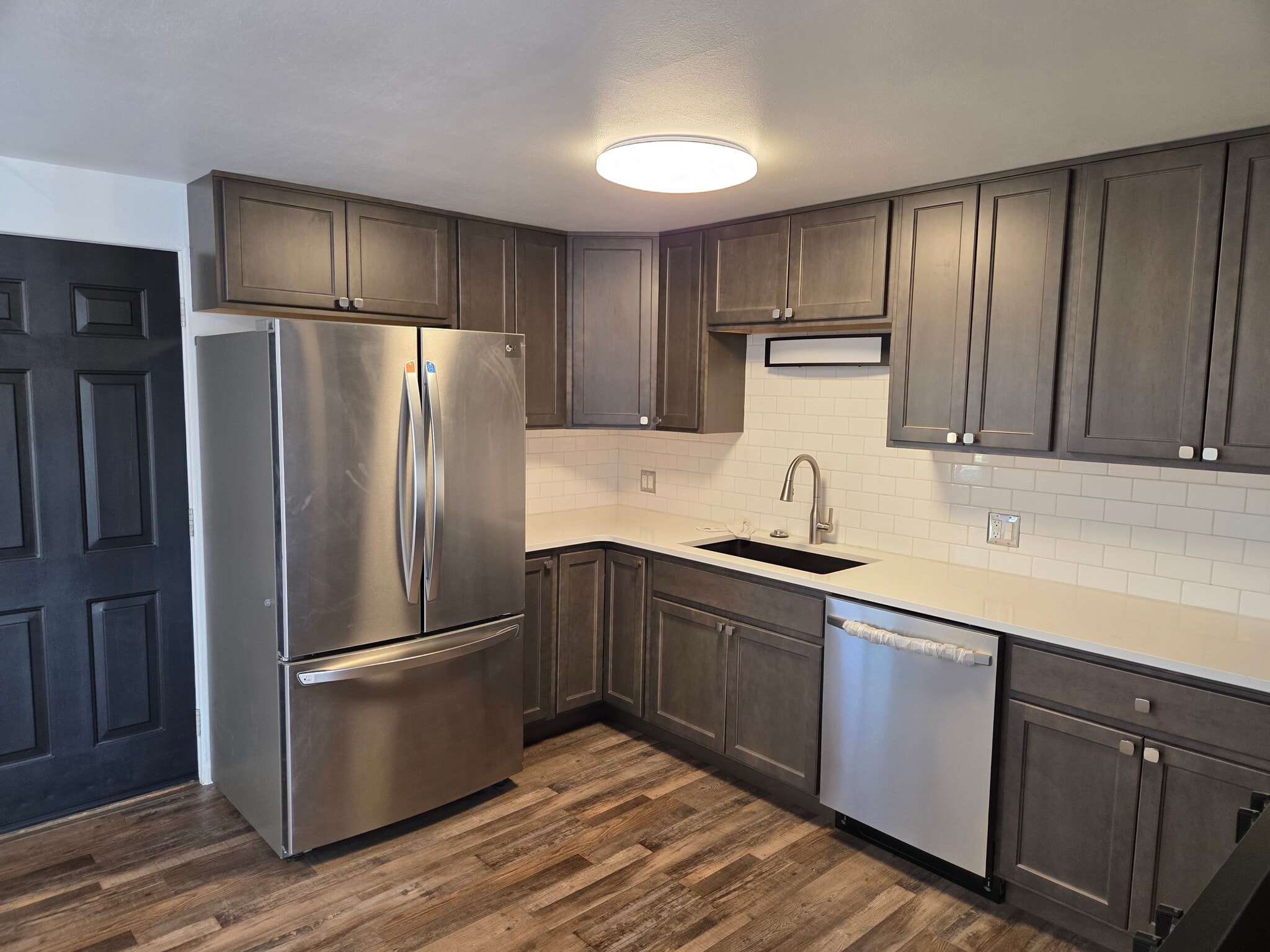 Building Photo - 1547 Hot Springs Ave