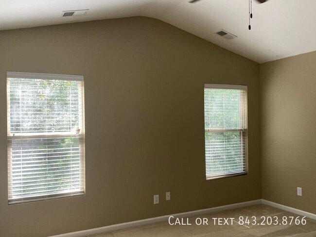 Building Photo - 145 Farm Quarters Dr