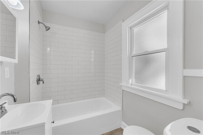 Building Photo - 3396 W 130th St