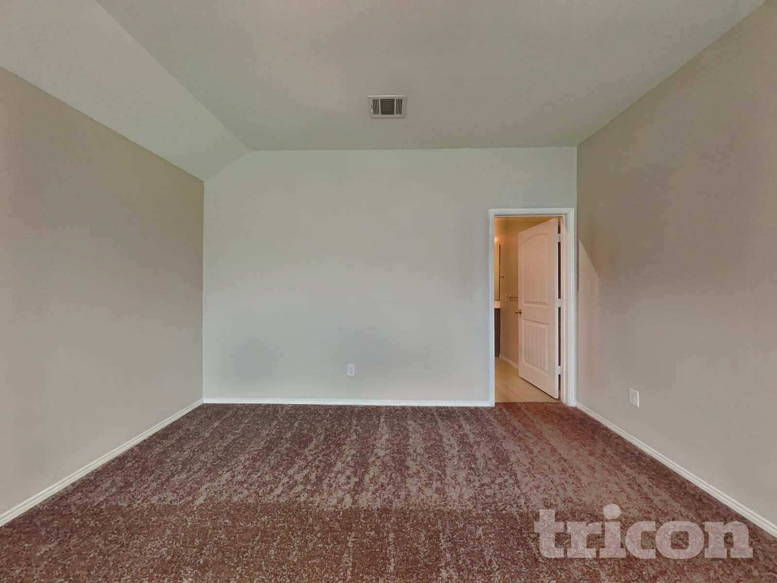 Building Photo - 2536 Old Buck Dr