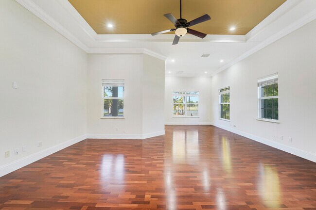 Building Photo - 11985 Carnegie Pl