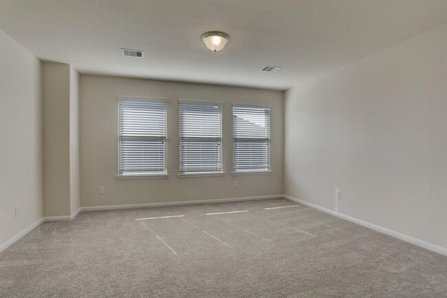 Building Photo - 511 Bonbrook Ln