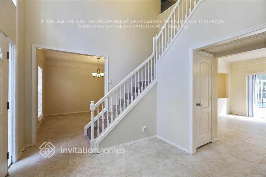 Building Photo - 3855 Sanctuary Dr