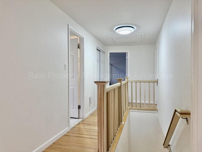 Building Photo - Spacious 4-Bedroom Colonial Minutes from Birmingham