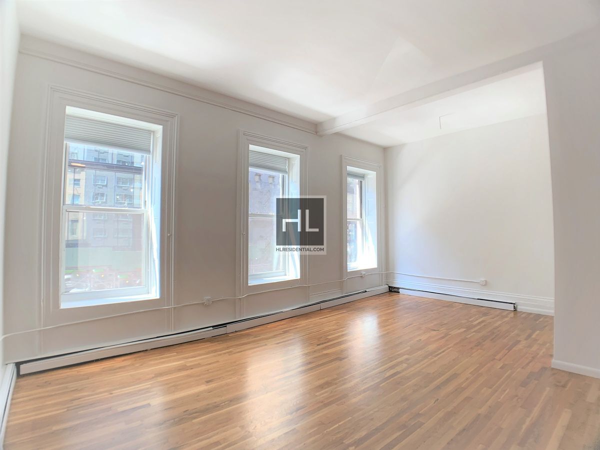 Building Photo - BROADWAY