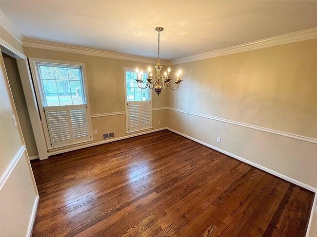 Building Photo - 1150 Falstaff Dr