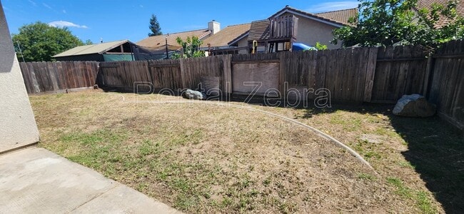 Building Photo - 3201 Bea Ct