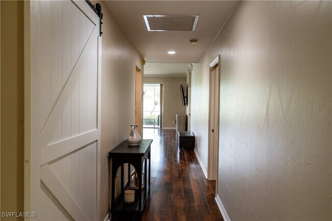 Building Photo - 8340 Mystic Greens Way
