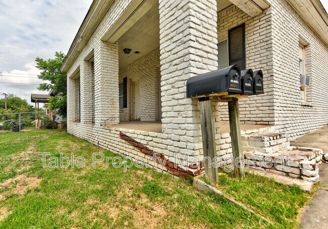 Building Photo - 1315 Northwest 7th Street