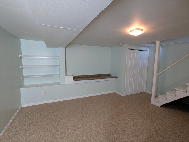 Building Photo - 160 Winterwood Dr