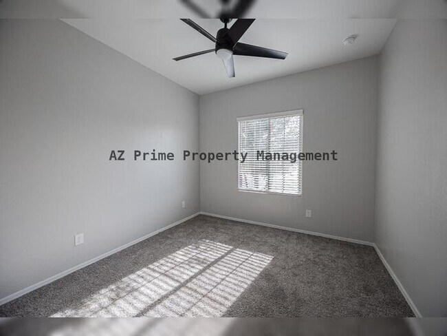 Building Photo - 43606 Juniper Ave