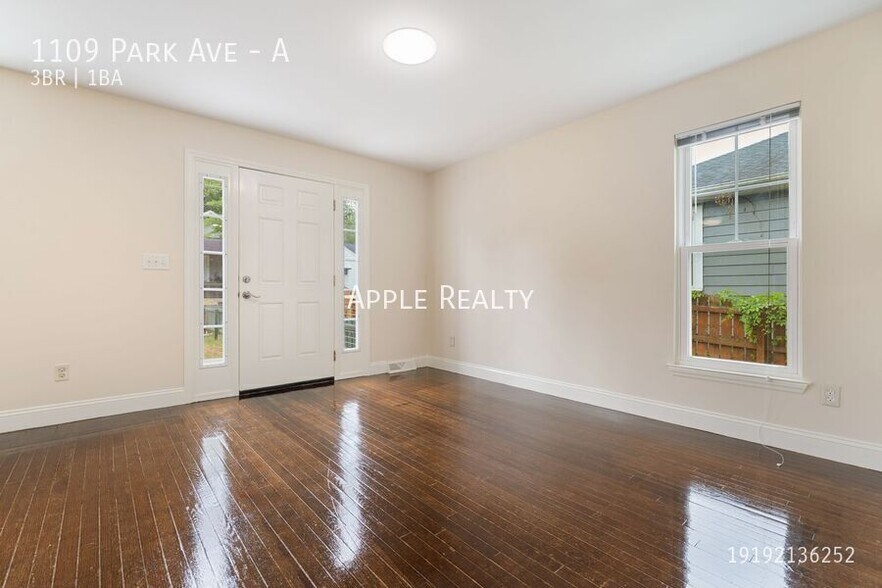 Building Photo - 1109 Park Ave