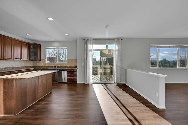 Building Photo - 6859 S Biloxi Ct