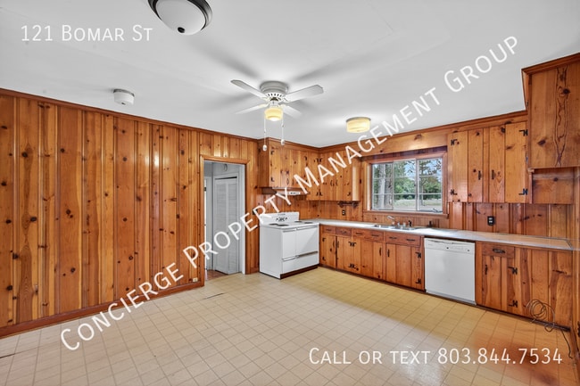Building Photo - 121 Bomar St