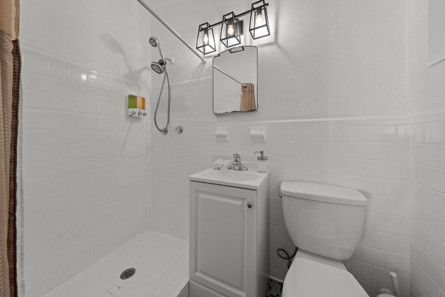 Building Photo - 1440 16th St