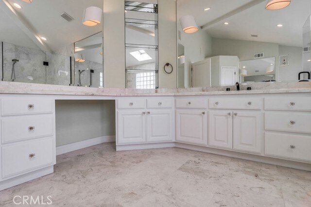 Building Photo - 6063 Lido Ln