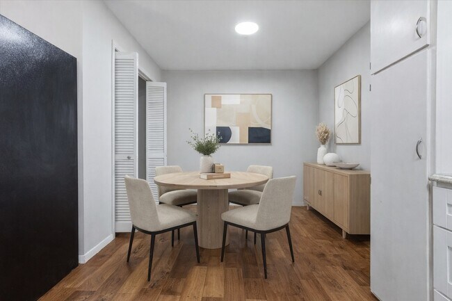 Building Photo - 5734 Arthington Ave