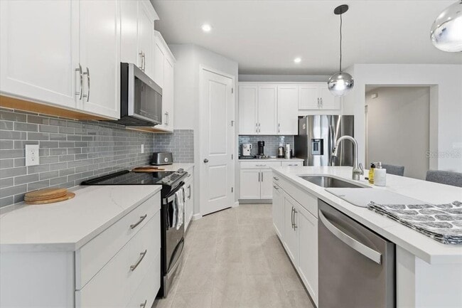 Building Photo - 20440 Revival Ln