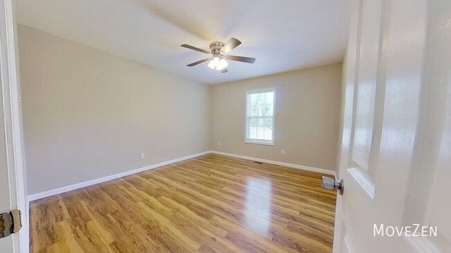 Building Photo - 5940 Brentwood Park Pl